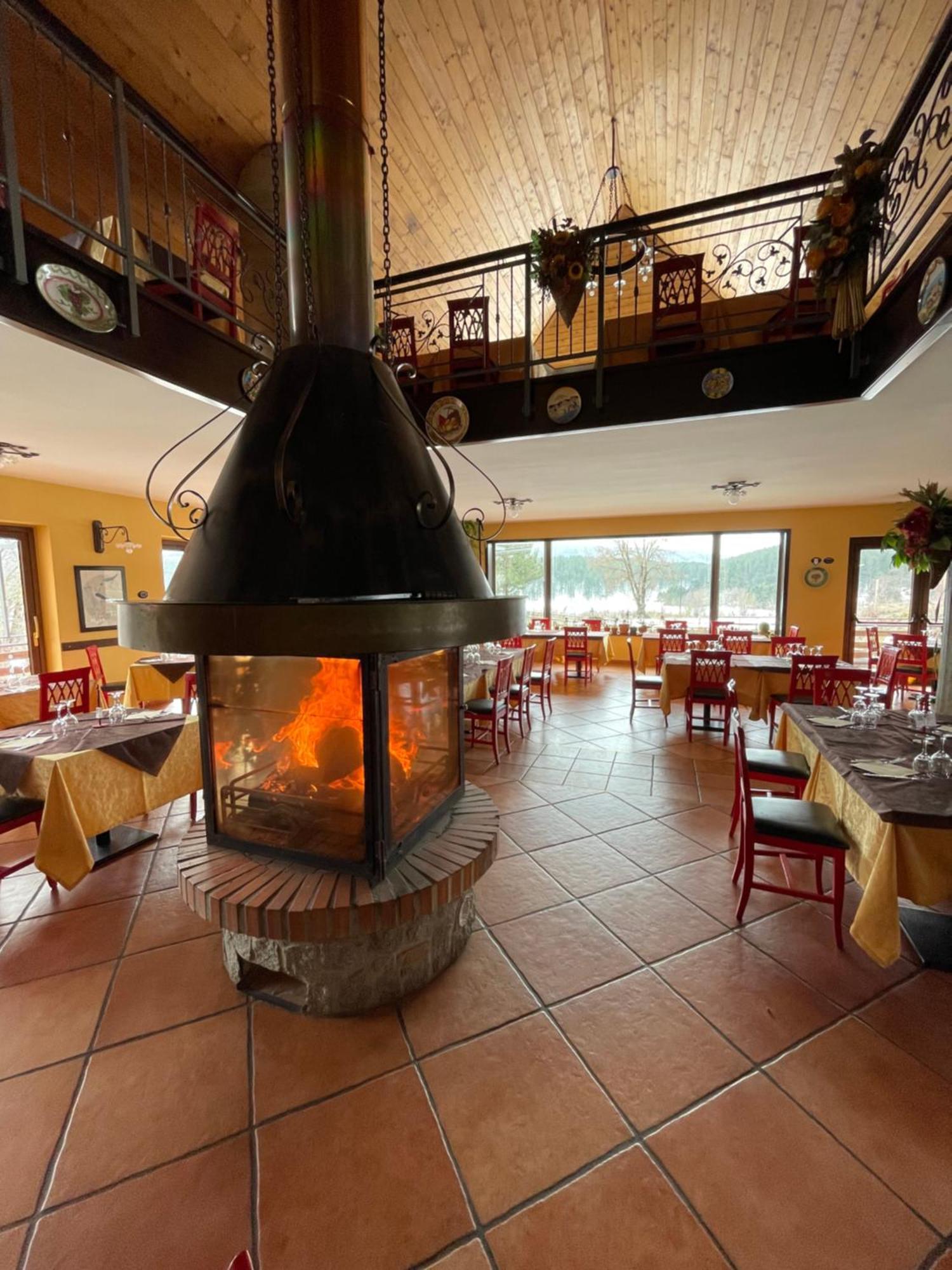 Hotel Fd Lorichella Lorica Esterno foto