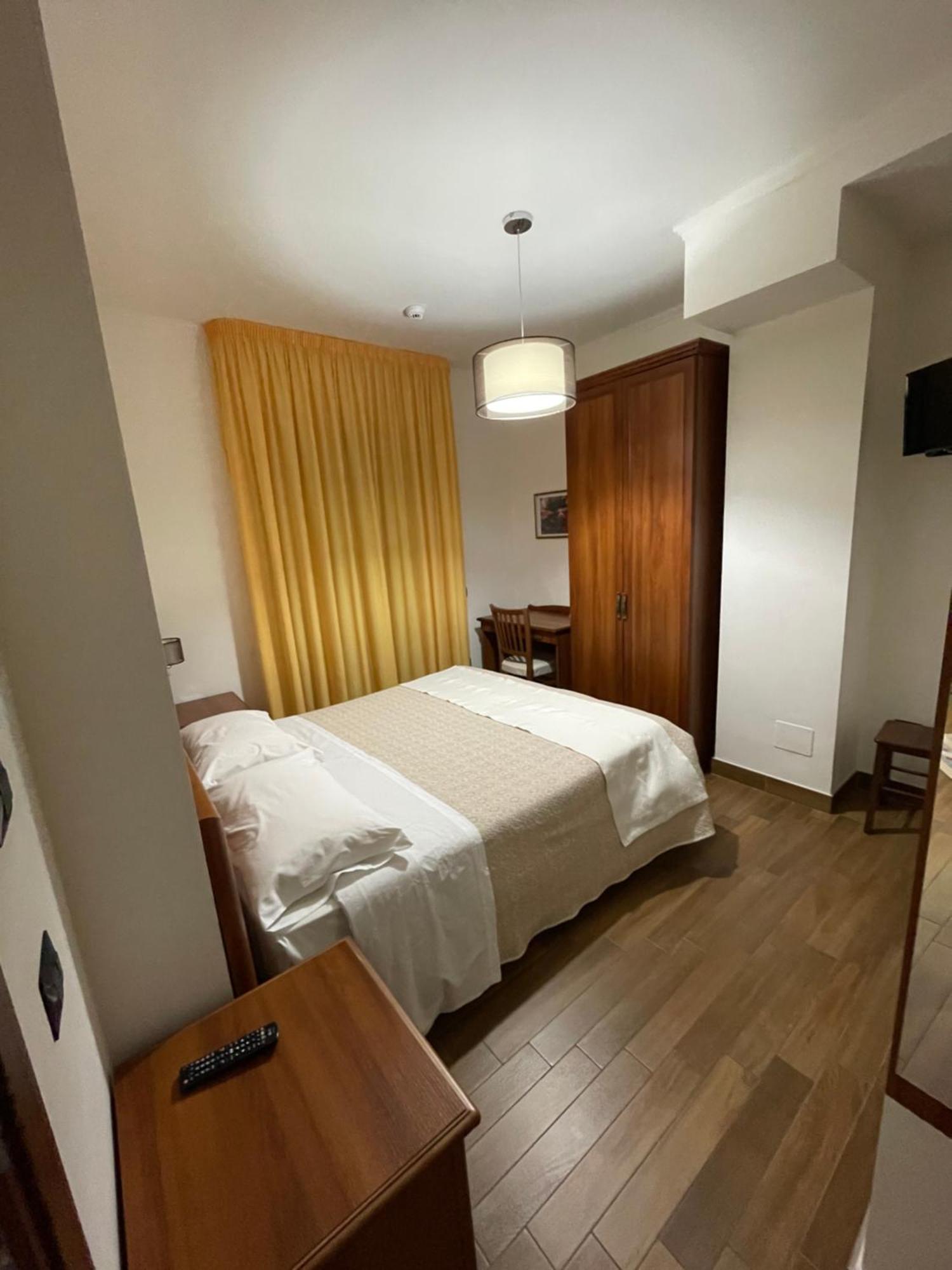 Hotel Fd Lorichella Lorica Esterno foto