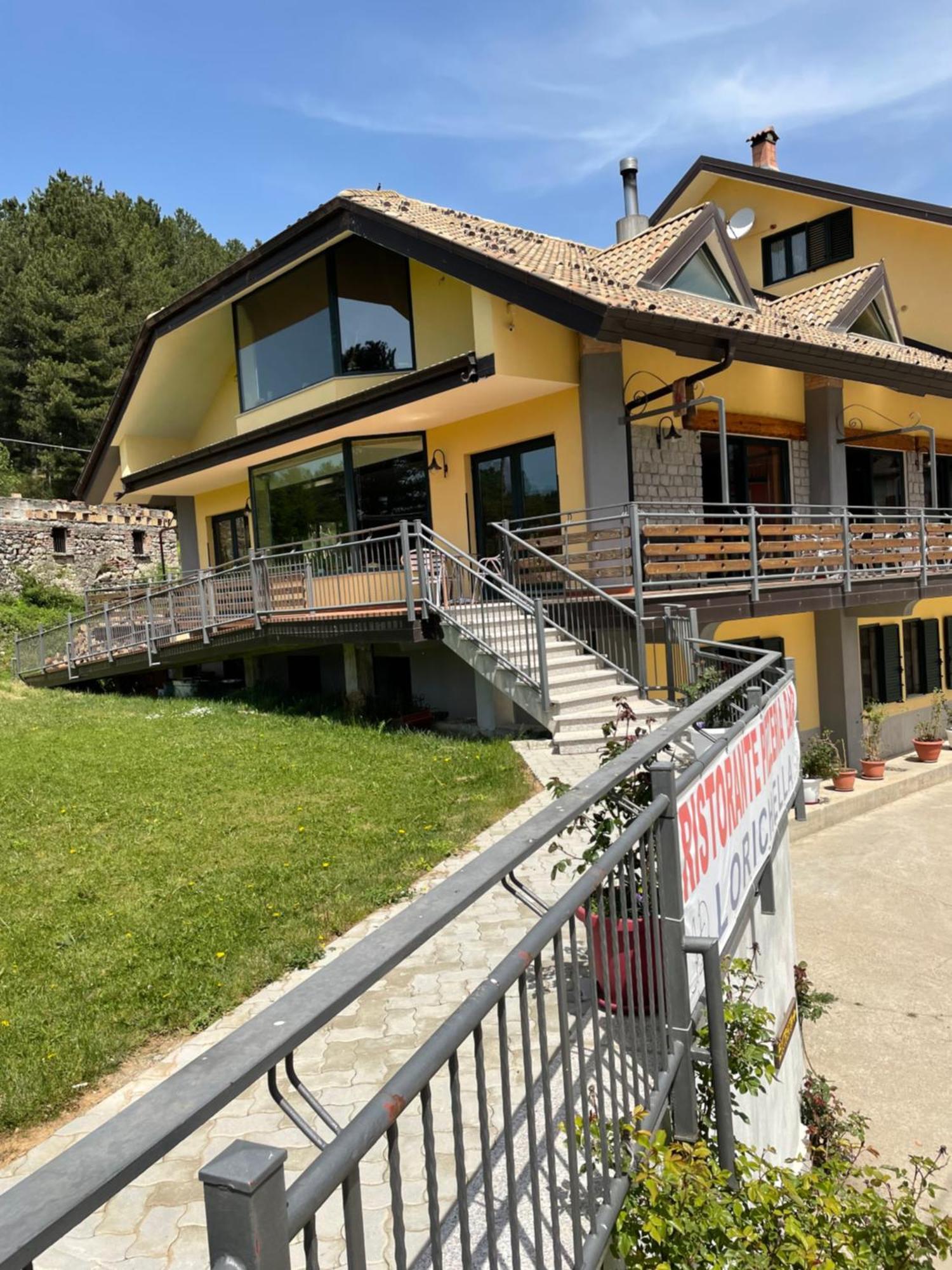 Hotel Fd Lorichella Lorica Esterno foto