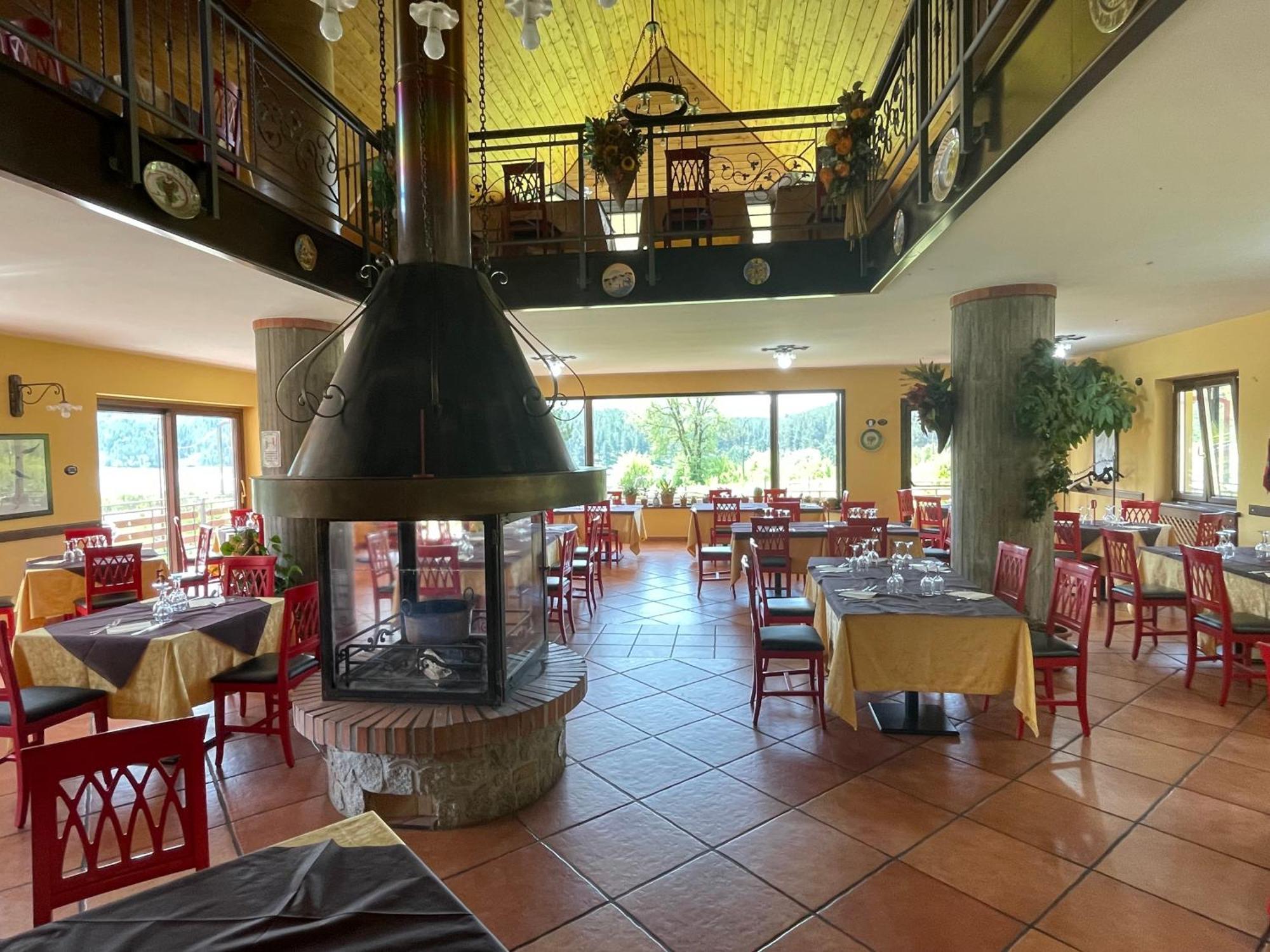 Hotel Fd Lorichella Lorica Esterno foto